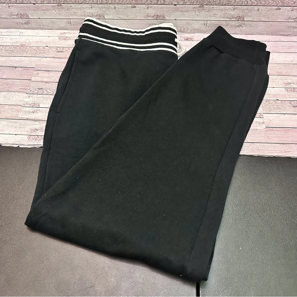 True Religion Mens Black Joggers with Yellow Embroidery SP